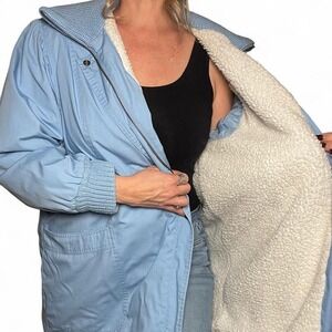 Vintage Windsor Bay blue & white sherpa lined long parka jacket